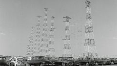 Documentos RNE - 75 años de Radio Nacional. Del parte de guerra a la radio pública - 25/08/12
