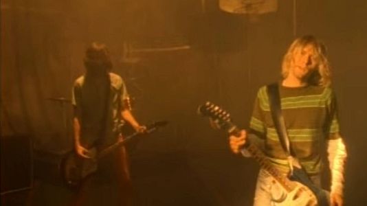 Versiona - VERSIONA-Smells Like Teen Spirit - Versiona | Escuchar