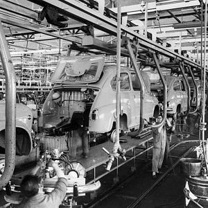 Documentos RNE - Documentos RNE - El SEAT 600, de la España de alpargata a la de cuatro velocidades - 03/11/12 - Escuchar ahora