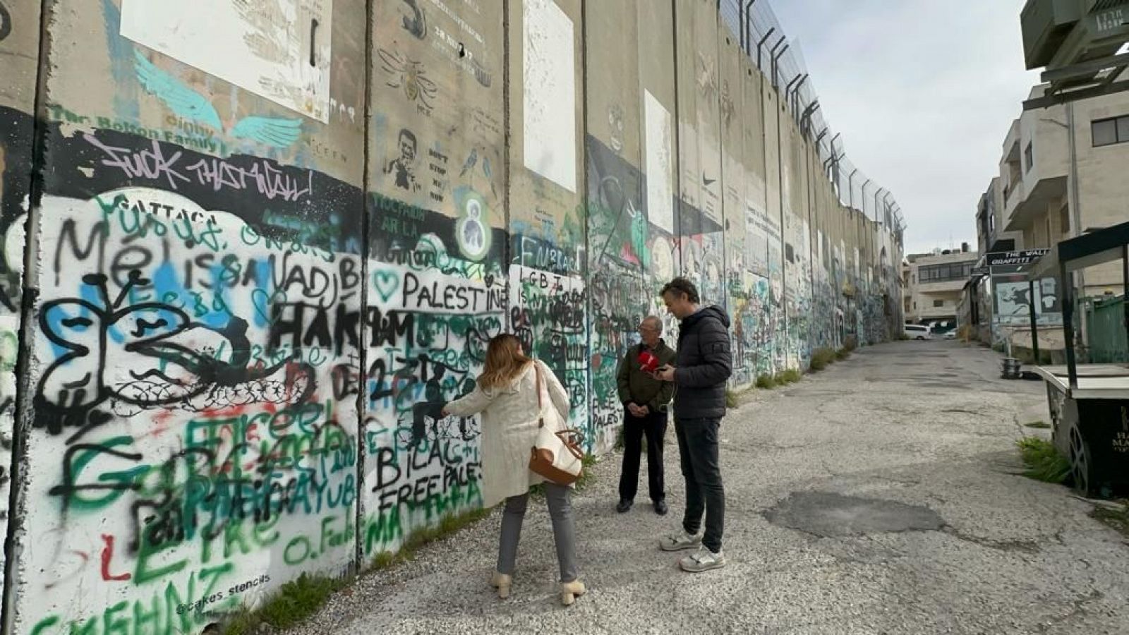 La vida frente al muro que divide Cisjordania: "Muchos palestinos no conocen Jerusalén"