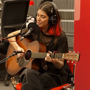 Abierto hasta las 2 - Abierto hasta las 2 -  Bely Basarte  'Bomba de Humo' - 21/01/24 - escuchar ahora