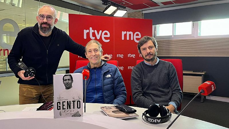 Tablero deportivo - La Biblioteca de Líbero: "Paco Gento" - Escuchar ahora