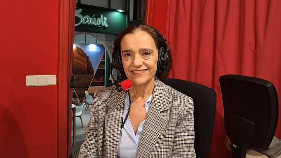 Recorriendo Fitur con su directora, María Valcarce