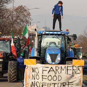 Cinco continentes - Cinco Continentes - Los agricultores europeos dicen basta - Escuchar ahora