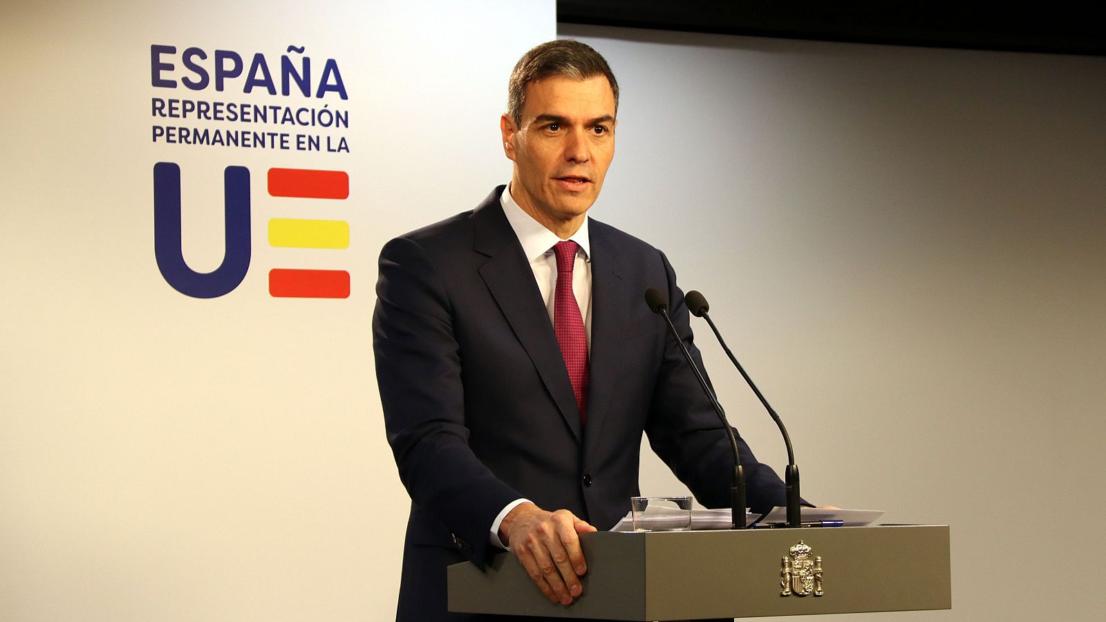 Pedro Sánchez fa el primer pas per reconduir la crisi de l'amnistia