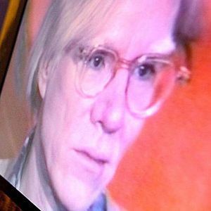 Memoria de delfín - Memoria de delfín - 2ª Hora: Warhol y 'Charlie y la fábrica de chocolate' - Escuchar ahora