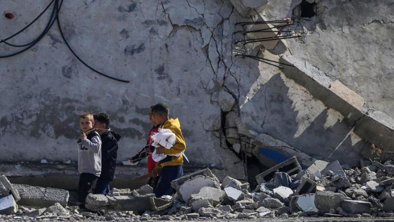 Las Mañanas de RNE - UNICEF España calcula que el 70% de las víctimas en Gaza son niños y mujeres - Escuchar ahora