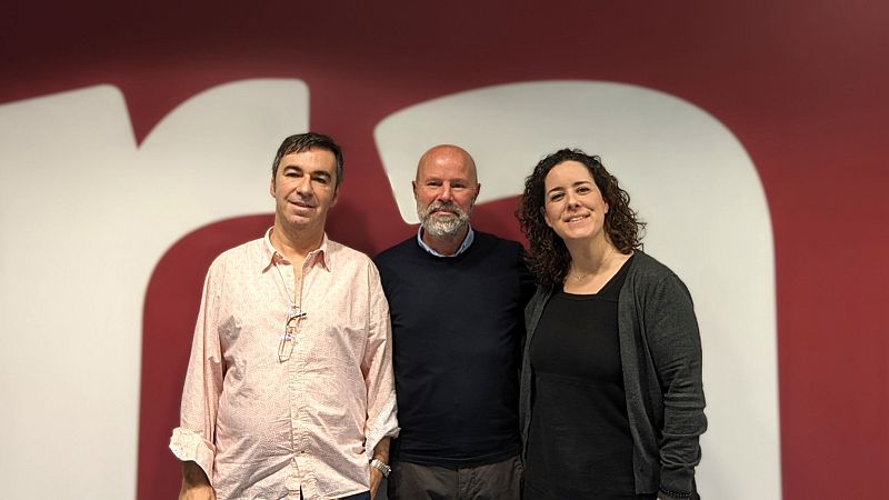 La hora azul - Pepe Mompe�n: "los m�sicos quieren romper con las etiquetas" - 09/02/24 - escuchar ahora