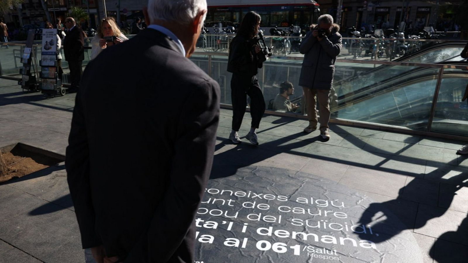 'No et deixis caure en el pou', la nova campanya de prevenció del suïcidi | MARGA ESPARZA