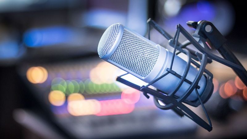 Cinco continentes - Día Mundial de la Radio en California - Escuchar ahora