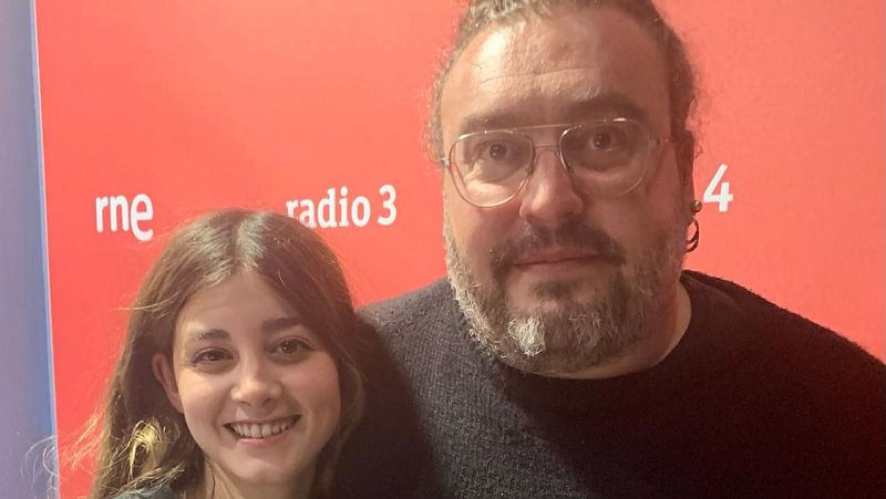 Metr�poli - �lex Serra i Sofia Soto i Antonio del Valle i Marc Sambola - Escoltar ara