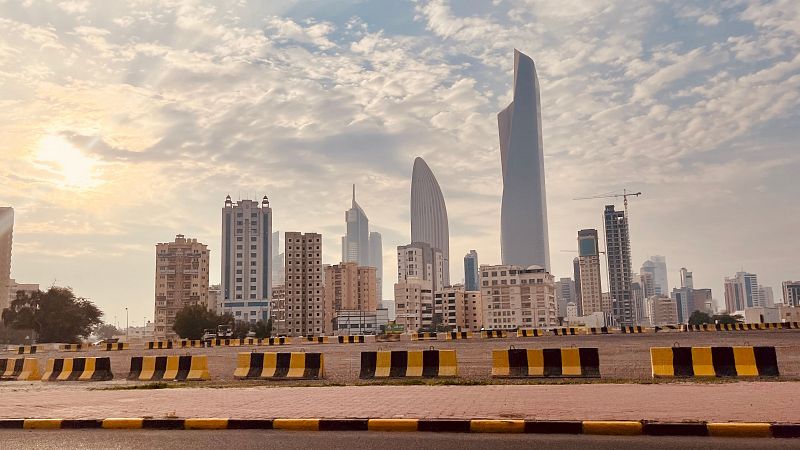 Cinco continentes - Las disoluciones del Parlamento en Kuwait - Escuchar ahora
