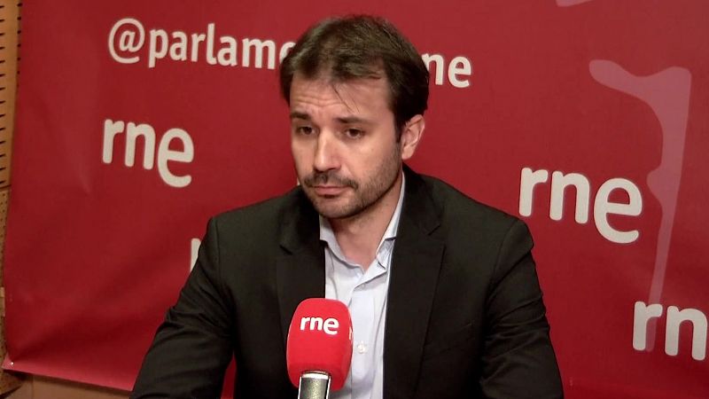 Parlamento RNE - Sánchez Serna (Podemos): "Nadie quiere la foto de la corrupción" - Escuchar ahora