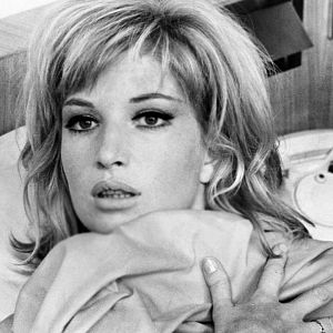 Memoria de delfín - Memoria de delfín - Laura Valenzuela, 3ª Hora: Empire State, Monica Vitti, Gödel, Skip James y CÍA - Escuchar ahora