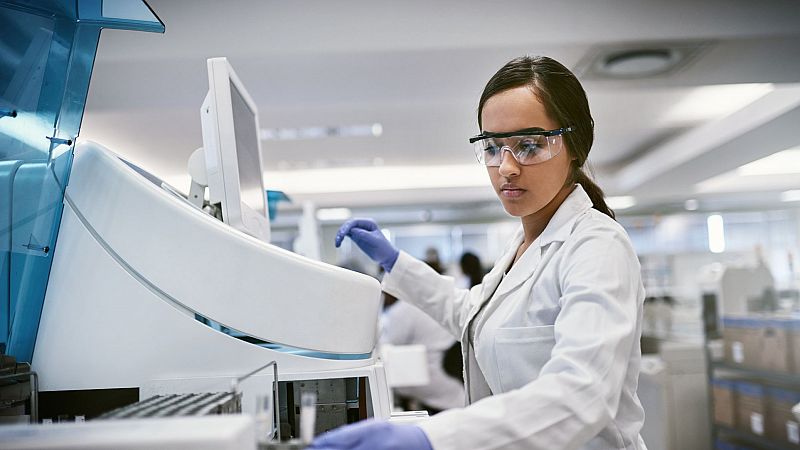 Las Mañanas de RNE - De sirvienta a científica: el inicio de las mujeres en la ciencia - Escuchar ahora