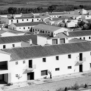 Pueblos de colonización. Miradas a un paisaje inventado