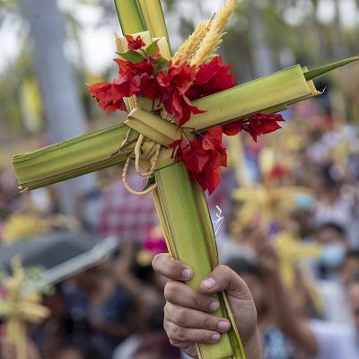 Sicut luna perfecta - Domingo de Ramos - 24/03/24 - escuchar ahora