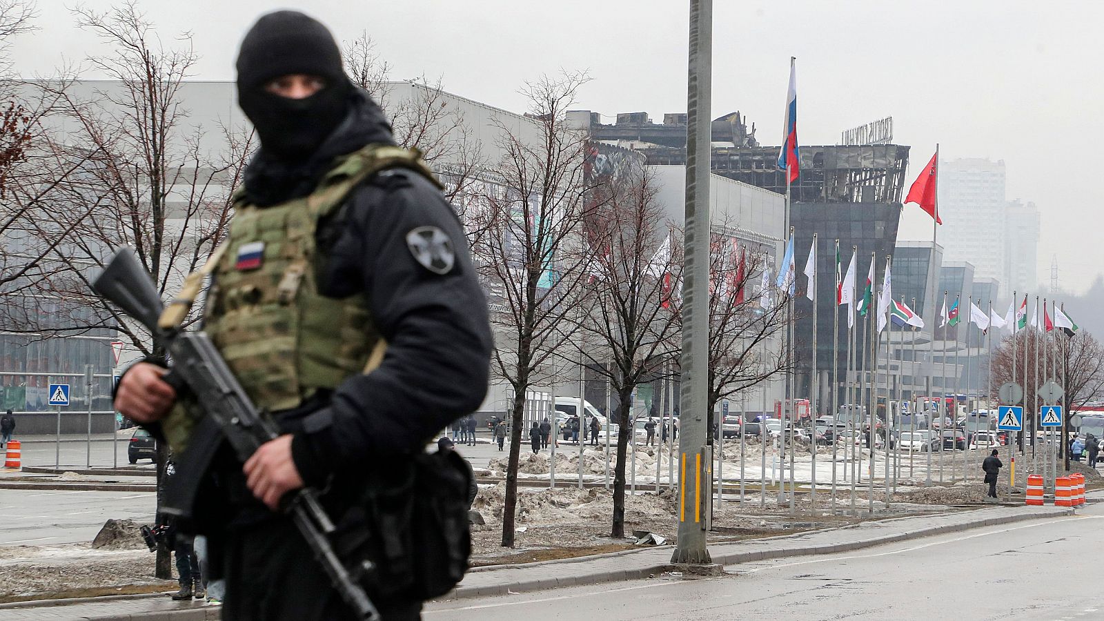 Las Mañanas de RNE - El ISIS-K reivindica el atentado en Moscú: ¿cómo opera esta franquicia de Daesh?  - Escuchar ahora