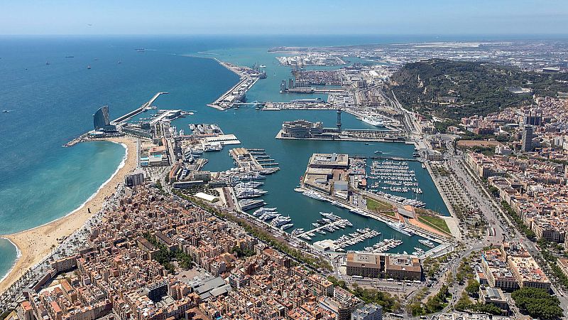 Caf� d'idees - Entrevista a Jordi Torrent, director d'operacions del Port de Barcelona - Escoltar ara