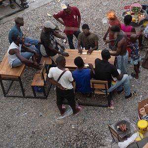 Cinco continentes - Cinco continentes - La crisis en Haití se vuelve insostenible - Escuchar ahora