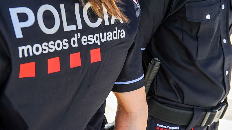 Els mossos detenen 11 persones a Lleida acusades de simular ser víctimes de violència de gènere per obtenir els papers