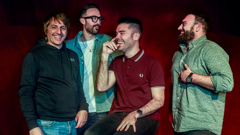 Por tres razones - El equipo médico que ayudó a José de Supersubmarina - Escuchar ahora