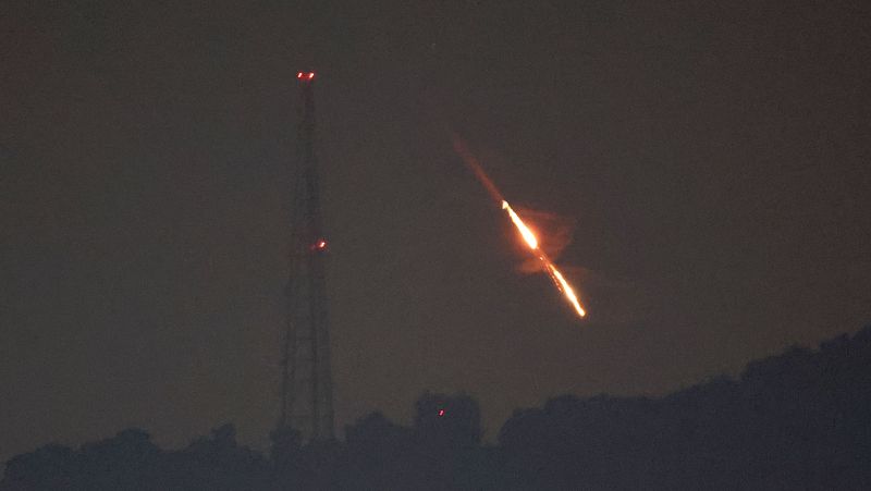 24 Horas Fin de semana - Irán cumple su amenaza y ataca Israel con cientos de drones y misiles - Escuchar ahora