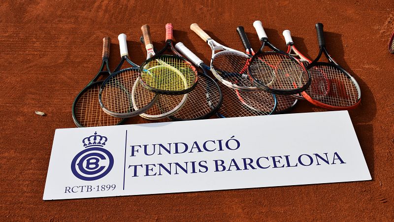Xavifrnia Especial God - La Fundaci Tennis Barcelona al God