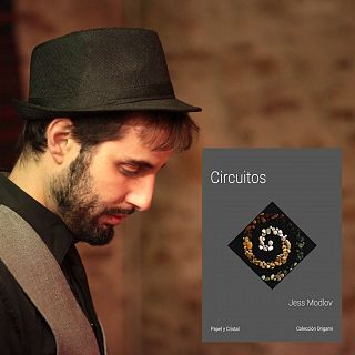 Circuitos (Jess Modlov, ed. Papel y Cristal)