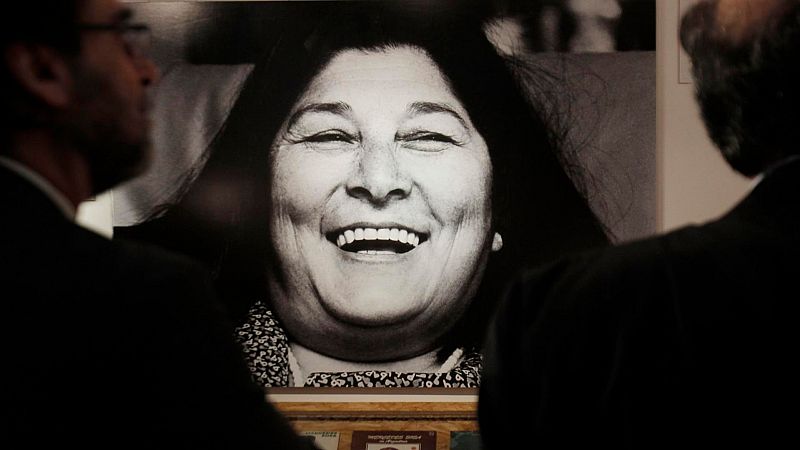 Con acento argentino - Mercedes Sosa,  "Honrar la vida" - 26/04/24 - Escuchar ahora