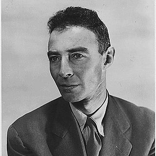 El verdadero Robert Oppenheimer, con Luis Quevedo