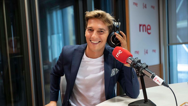 Tercera hora: Tert�lia d'actualitat i Premis Sant Jordi