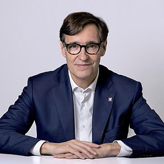 Illa muestra su apoyo a S�nchez en el arranque de campa�a