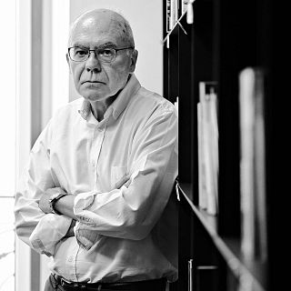 Dumdum, con Justo Navarro