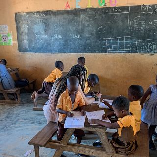 ONG ADEPU: desarrollo educativo en Ghana