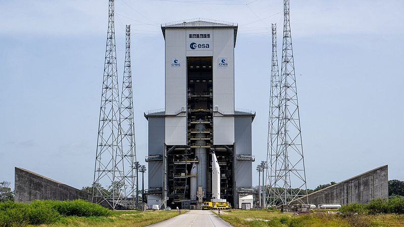 Más cerca - Empieza la cuenta atrás para el lanzamiento de Ariane 6 - Escuchar ahora