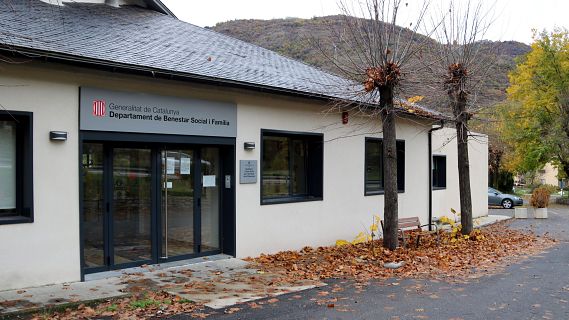 Un anci� d'una resid�ncia de Sort, ferit per un tret que podria ser de bal�