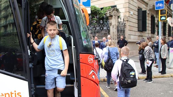 Joves ucra�nesos visiten Catalunya per allunyar-se de la guerra