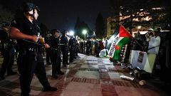 24 horas - Las concentraciones universitarias pidiendo un alto el fuego en Gaza se extienden por EE.UU.