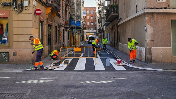 Barcelona posa en marxa tasques de millora de l'espai pblic a diferents barris