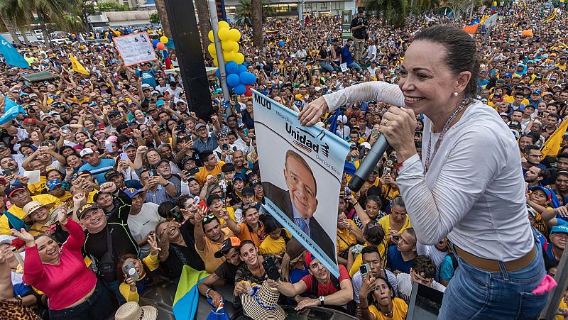 Reportajes 5 continentes - De María Corina a Edmundo, la candidatura inesperada de la oposición venezolana - Escuchar ahora