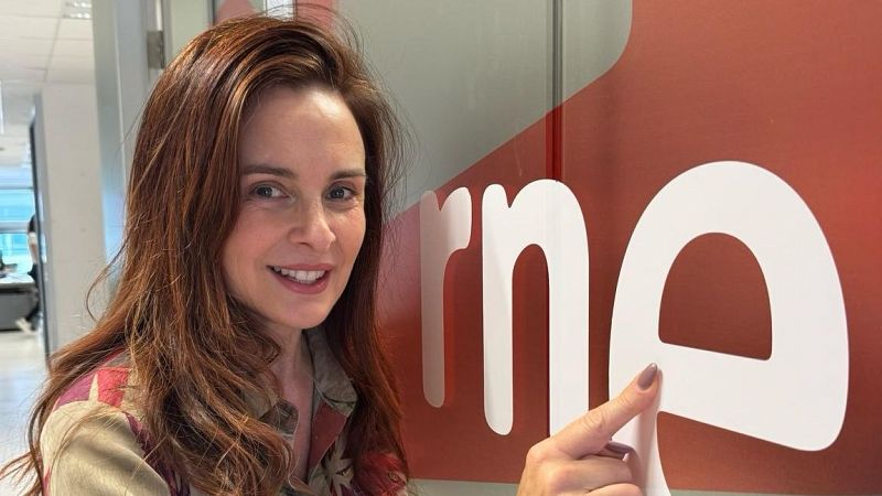 Las tardes de RNE - Silvia Marsó estrena 'La importancia de llamarse Ernesto' - Escuchar ahora