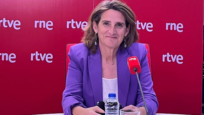 24 horas de RNE - Teresa Ribera: "Quién necesita el 'procés' para seguir haciendo ruido es Feijóo" -  Escuchar ahora