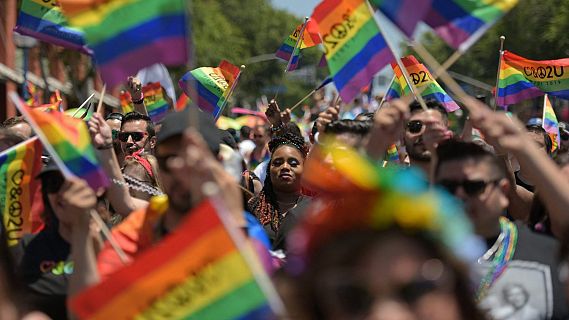 El collectiu gai, el ms afectat per la LGTBI-fbia