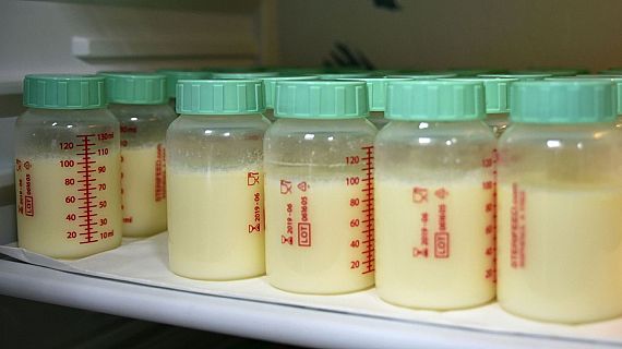 750 mares donen llet materna cada any per ajudar nadons prematurs