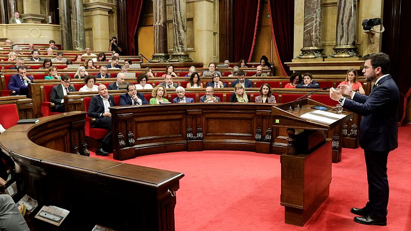 Xavifornia - Dami Amors ens descobreix el Parlament de Catalunya