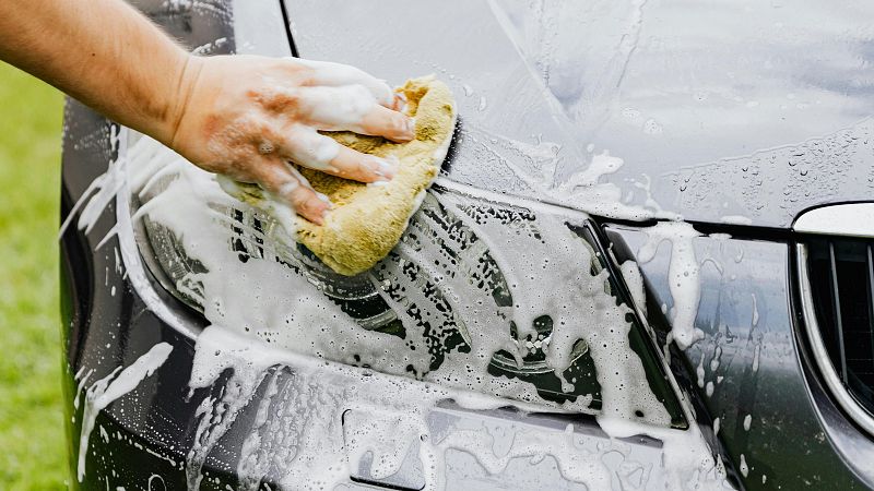 Xavifrnia - Plazy impulsa la neteja ecolgica: rentar el cotxe a casa respectant la sequera