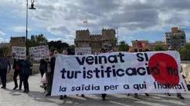 Falta vivienda pública y sobran pisos turísticos 28/5/24 - escuchar ahora