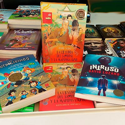 Punto de enlace -  Literatura infantil y juvenil en la Feria del Libro de Madrid - 07/06/24 - escuchar ahora