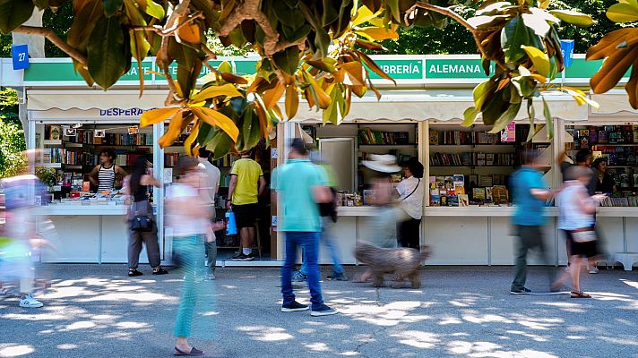 El ojo crítico - Larga vida a los clubes de lectura y a quienes los mantienen - Escuchar ahora